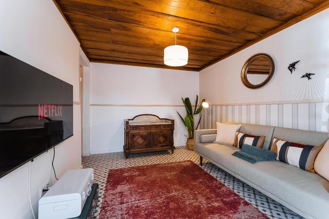 דירות אובידוס Casa Amarela מראה חיצוני תמונה